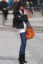 秋冬厚絲襪街拍,絲襪穿搭魅力全解析